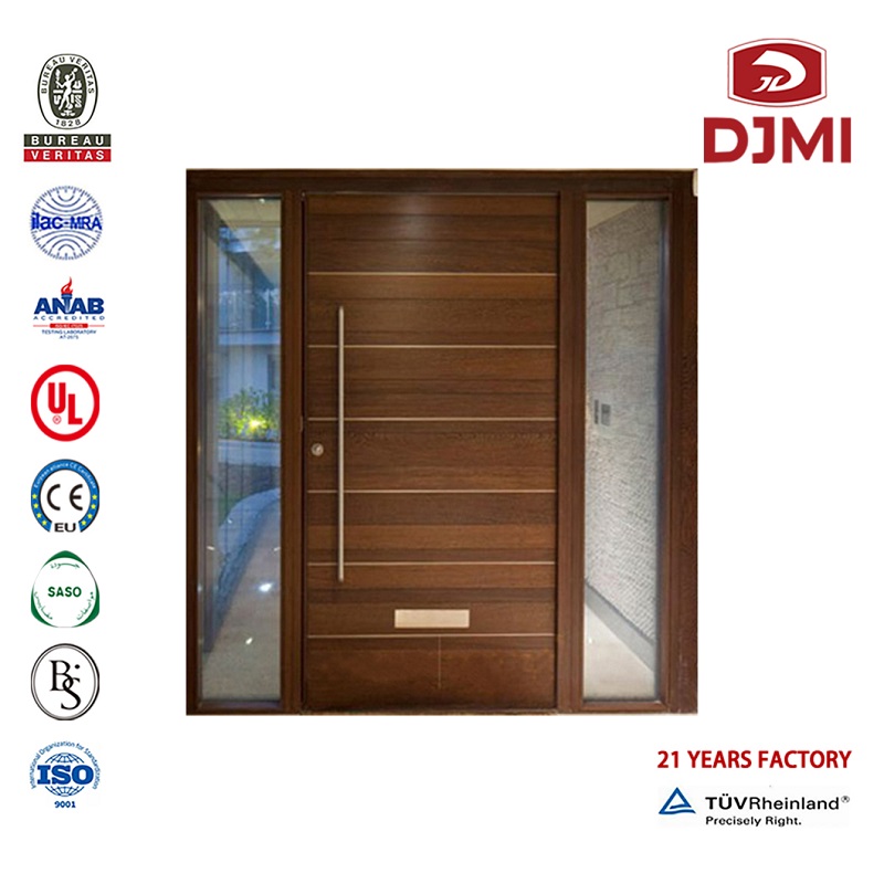 Φτηνές διακοσμητικές ξύλινες πόρτες Dubai Teak Wood Price στην Ινδία Προσαρμοσμένη Ελαττωματική Ελαττωματική Πόρτα Πολωνική Ξυλεία Καλλιτεχνική Πόρτα Νέα Ρυθμίσεις Απλή Ξύλινη Είσοδος Μοντέρνα Εξωτερική Πόρτα
